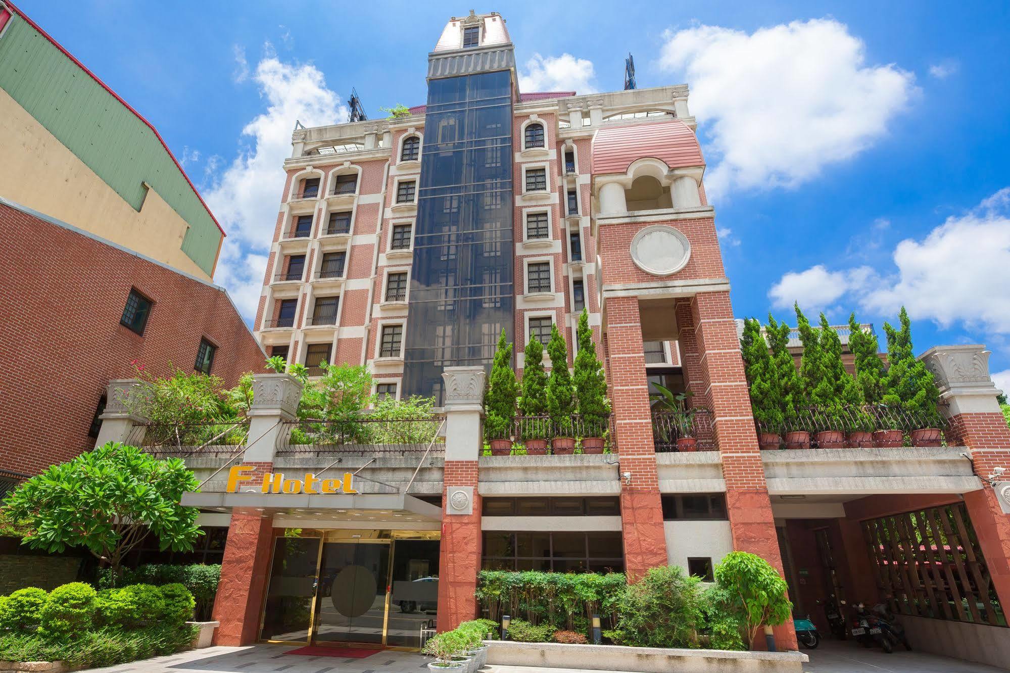 F Hotel - Tam Nghĩa Ngoại thất bức ảnh