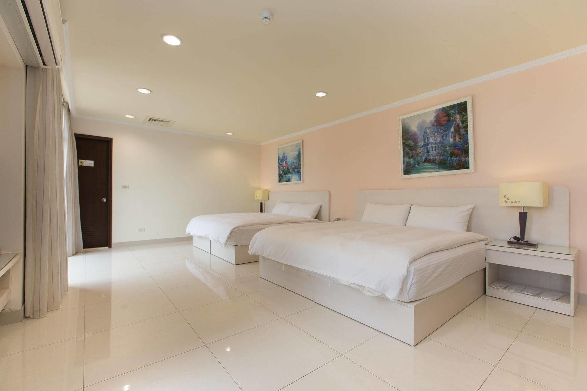 F Hotel - Tam Nghĩa Ngoại thất bức ảnh